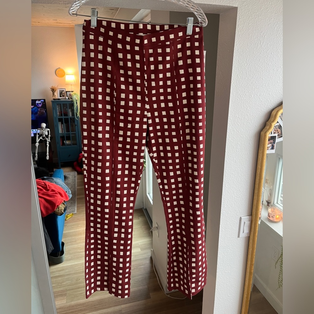 Find me now maroon checkered flare (NWT)